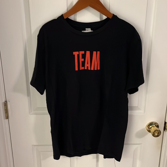 Team Bieber Stadium Tour Tee s/s - Picture 2 of 4